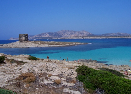 Immagine con mare, torre, isola, acqua, sardegna, azzurro, spiaggia, rocce, blu, nuraghe, costa