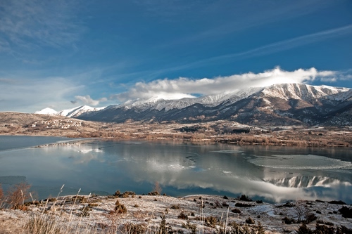 Immagine con lago, neve, montagna, montagne, nuvole, panorama, acqua, cielo, ghiaccio, riflesso