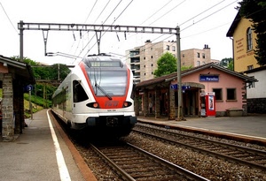 stazione, treno, binari, palazzi, locomotiva, marciapiede