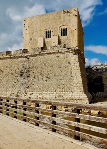 castello, torre, staccionata, nuvole, finestre, acqua, mura, ringhiera, cielo, fortezza
