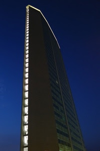 finestre, grattacielo, cielo, blu, luci, palazzo, piani, milano, alto, vetri