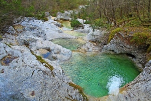 alberi, verde, rocce, acqua, cascata, torrente, fiume, bosco, erba, tronchi, natura, lago, montagna, rami