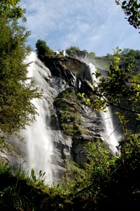acqua, cascata, alberi, verde, rocce, fiume, cielo, cascate, foglie, roccia, salto
