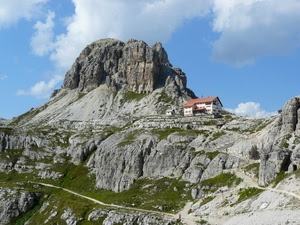 montagna, rifugio, nuvole, roccia, sentiero, montagne, cielo, casa, erba, verde, cima