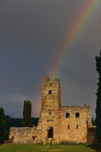 arcobaleno, torre, castello, cielo, rudere, alberi, verde, finestre, erba, colori, rovine