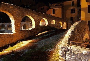 ponte, archi, finestre, notturno, luci, notte, pietre, borgo, sassi, case
