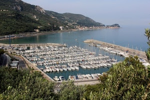 barche, porto, mare, alberi, panorama, acqua, montagne, promontorio, molo