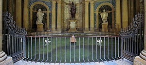 statue, fontana, colonne, acqua, ringhiera, ferro, recinzione, archi, cancellata, azzurro, sbarre, sculture, vasca, marmo, nicchie