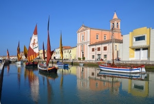 chiesa, vele, barche, acqua, canale, cielo, campanile, case, riflesso, azzurro, riflessi, finestre, fiume, vela, cesenatico